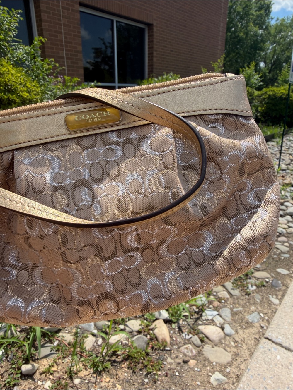 Coach Vintage Metallic Lunex Pleated Signature ~ w/Hang Tag Lilac Interior - Picture 3 of 9